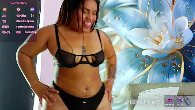 Snapshot of Alma_Violette chatting on February 2026 02:18:01 PM Alma Violette online show from February 2026 02:18:01 PM