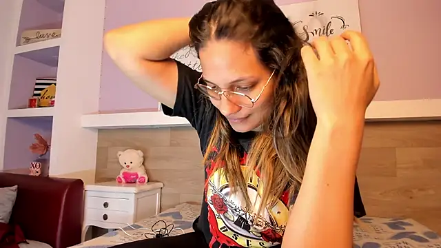 Snapshot of EmmaSanchez_ chatting on March 2026 08:20:01 PM EmmaSanchez online show from March 2026 08:20:01 PM