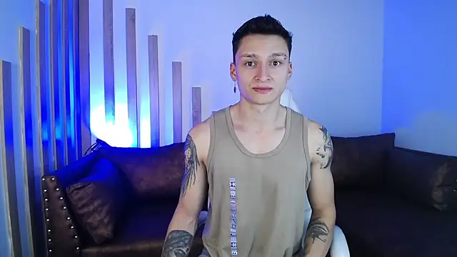 Snapshot of DIEGO_JONES chatting on April 2026 02:45:02 PM DIEGO JONES online show from April 2026 02:45:02 PM