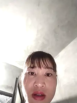 Lilinn  online show from March 2026 11:21:02 PM