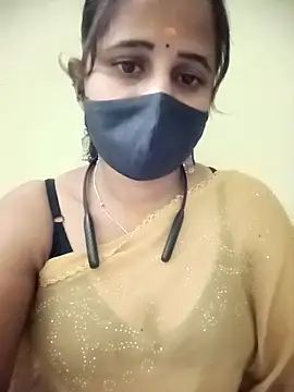 Snapshot of Tamil_Rani- chatting on April 2026 11:43:02 PM Tamil Rani- online show from April 2026 11:43:02 PM