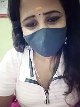 Snapshot of Tamil_Rani- chatting on May 2026 05:53:01 PM Tamil Rani- online show from May 2026 05:53:01 PM