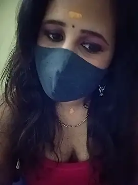 Snapshot of Tamil_Rani- chatting on May 2026 08:16:02 PM Tamil Rani- online show from May 2026 08:16:02 PM