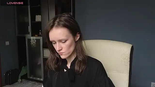 Tender Swan online show from March 2026 11:47:01 AM