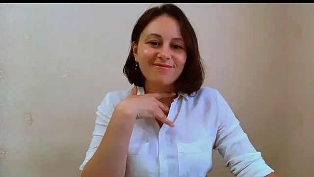 Inessa beauty online show from July 2026 01:39:02 PM