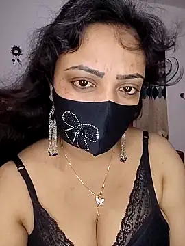 Beauty-3 online show from March 2026 02:43:01 PM