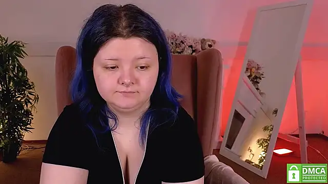 Snapshot of Lunaar_ chatting on March 2026 07:02:01 AM Lunaar online show from March 2026 07:02:01 AM