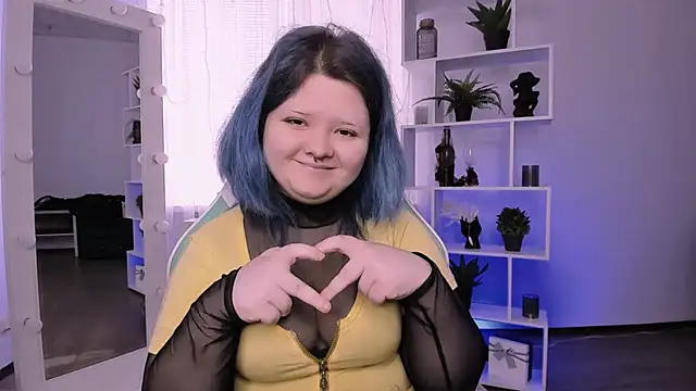 Snapshot of Lunaar_ chatting on April 2026 05:35:02 AM Lunaar online show from April 2026 05:35:02 AM