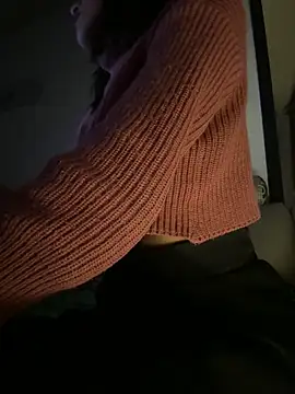 Snapshot of Michelledial chatting on April 2026 06:19:01 AM Michelledial online show from April 2026 06:19:01 AM