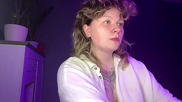 YoungAlina online show from July 2026 09:16:01 PM