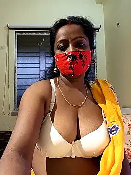 Snapshot of misti-boudii chatting on May 2026 11:21:01 PM misti-boudii online show from May 2026 11:21:01 PM