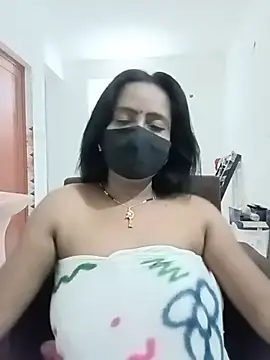 Snapshot of misti-boudii chatting on July 2026 01:47:01 PM misti-boudii online show from July 2026 01:47:01 PM