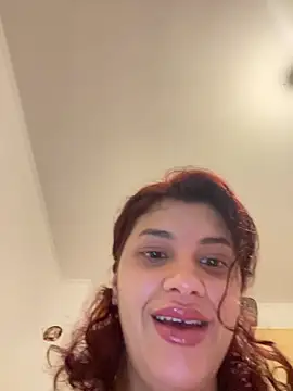 MommySexxy23 online show from April 2026 05:43:02 PM