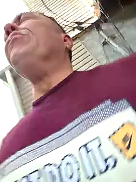 DoggiiDick online show from April 2026 09:57:02 PM