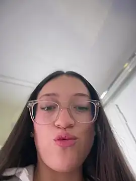 EvaMark  online show from March 2026 11:38:01 AM