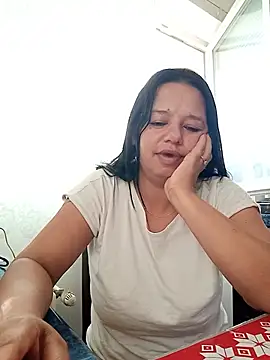 roxana e43 online show from June 2026 04:20:02 PM
