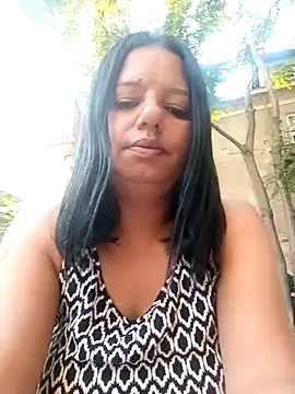roxana e43 online show from June 2026 04:55:01 PM