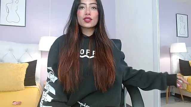 Cataleyaa23 online show from April 2026 07:19:02 PM