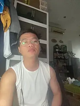 Snapshot of Gockhuatsg chatting on May 2026 07:32:02 PM Gockhuatsg online show from May 2026 07:32:02 PM