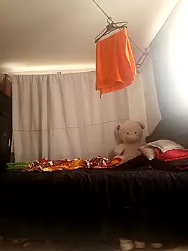 Snapshot of solopetalo chatting on April 2026 06:42:01 PM solopetalo online show from April 2026 06:42:01 PM