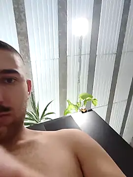 straightdude99 online show from March 2026 06:24:01 PM