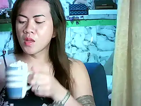 Snapshot of ur_lovelychen chatting on March 2026 04:46:01 AM ur lovelychen online show from March 2026 04:46:01 AM