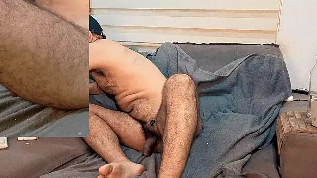 Barba Negra Fumador online show from May 2026 07:13:01 AM