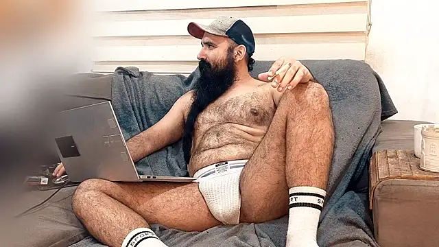 Barba Negra Fumador online show from June 2026 04:23:01 AM