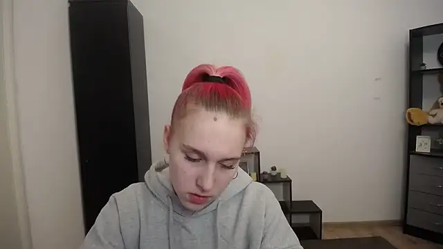 Scarlett lil online show from March 2026 08:53:02 AM