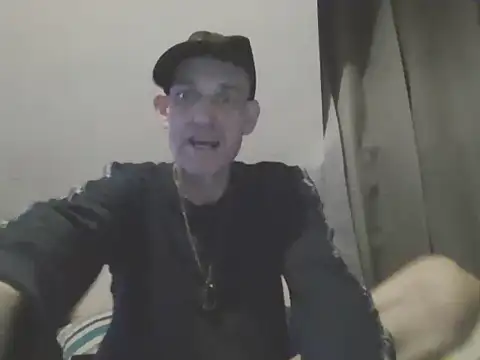 DOUBLETROUBLE7773 online show from April 2026 12:08:02 AM