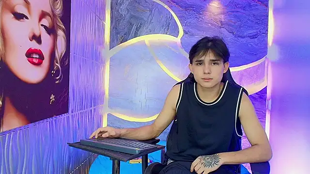 monky 0002 online show from June 2026 08:26:02 PM