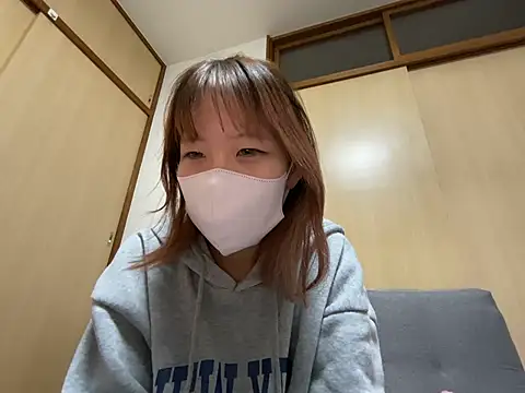 airi-ai0302 online show from May 2026 10:47:01 PM