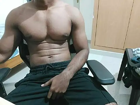 Snapshot of kratosTheHunk chatting on July 2026 05:59:01 PM kratosTheHunk online show from July 2026 05:59:01 PM