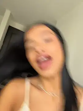 Bella Smithe online show from April 2026 02:22:02 PM