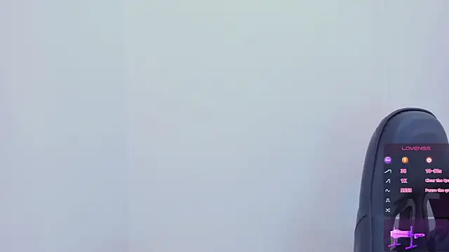 Kloeraize online show from April 2026 08:39:01 PM