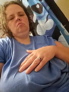 Purplesparkle1 online show from April 2026 01:19:01 PM