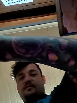 vikingo3333 online show from March 2026 05:02:01 AM