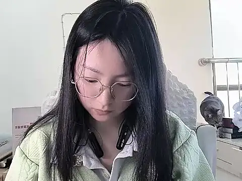 Snapshot of Eeya-36 chatting on March 2026 10:00:01 AM Eeya-36 online show from March 2026 10:00:01 AM