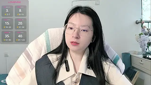 Snapshot of Eeya-36 chatting on March 2026 07:19:01 AM Eeya-36 online show from March 2026 07:19:01 AM