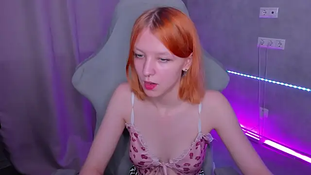 Emma Dusk online show from June 2026 09:34:02 AM