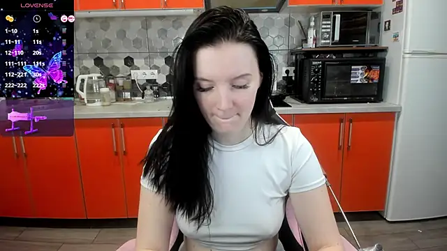 Mary Blu online show from January 2025 07:41:02 PM