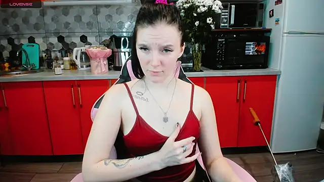 Mary Blu online show from February 2025 05:24:02 PM