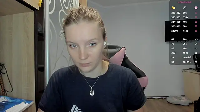 Mary Blu online show from September 2025 08:15:02 AM