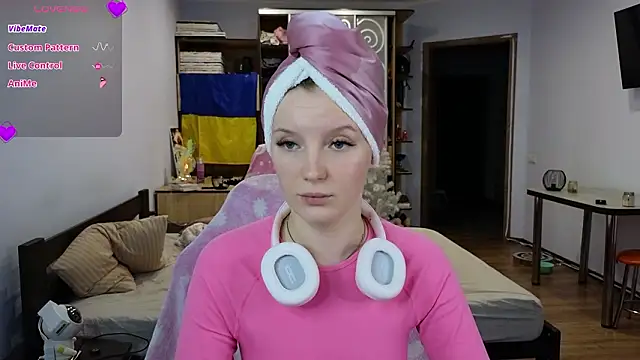 Snapshot of Mary_Blu chatting on January 2026 02:10:01 PM Mary Blu online show from January 2026 02:10:01 PM