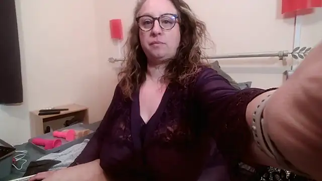 Vintzdine online show from March 2026 12:01:02 PM