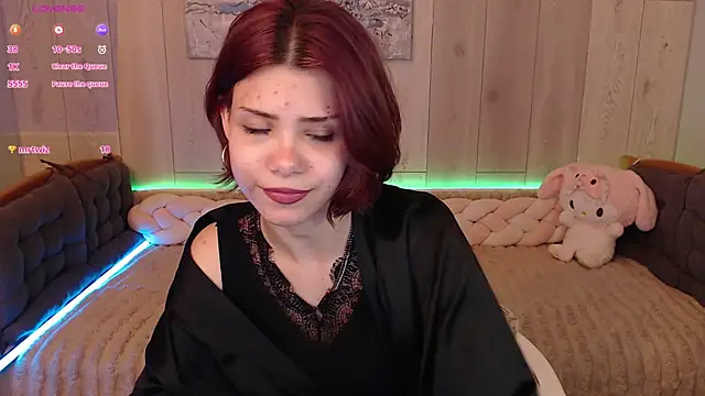 Snapshot of llittle-peachh chatting on April 2026 03:18:02 PM llittle-peachh online show from April 2026 03:18:02 PM