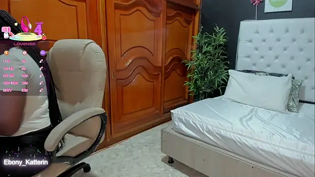 ebony katterin online show from April 2026 11:25:01 AM