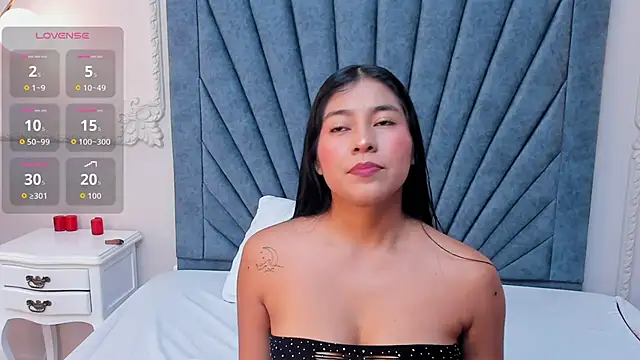 Leandra-Johnson online show from April 2026 01:48:02 PM
