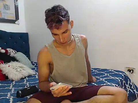 Snapshot of anthony_voss chatting on April 2026 05:27:01 AM anthony voss online show from April 2026 05:27:01 AM