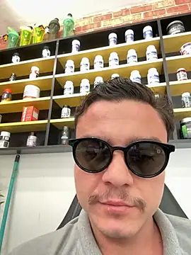 Snapshot of Arthurtatoo28 chatting on March 2026 06:14:01 PM Arthurtatoo28 online show from March 2026 06:14:01 PM